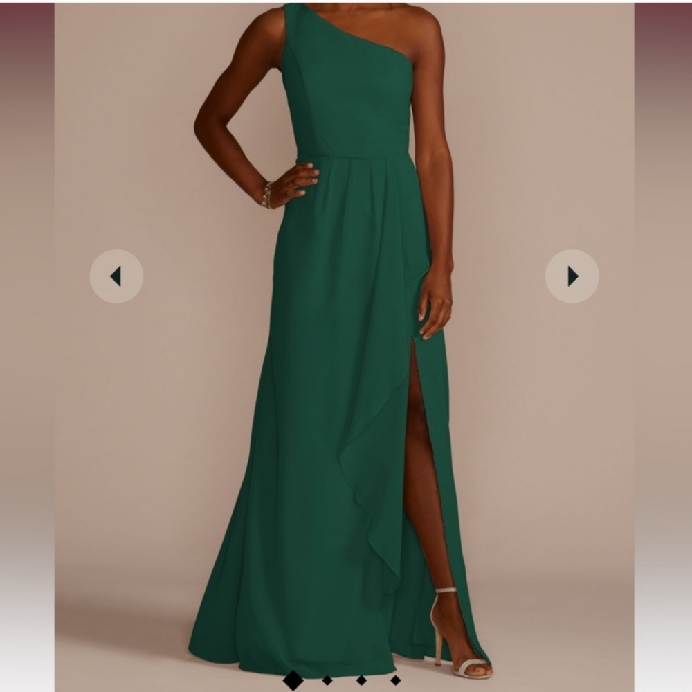 Davids Bridal One-Shoulder Juniper Dress Size 16